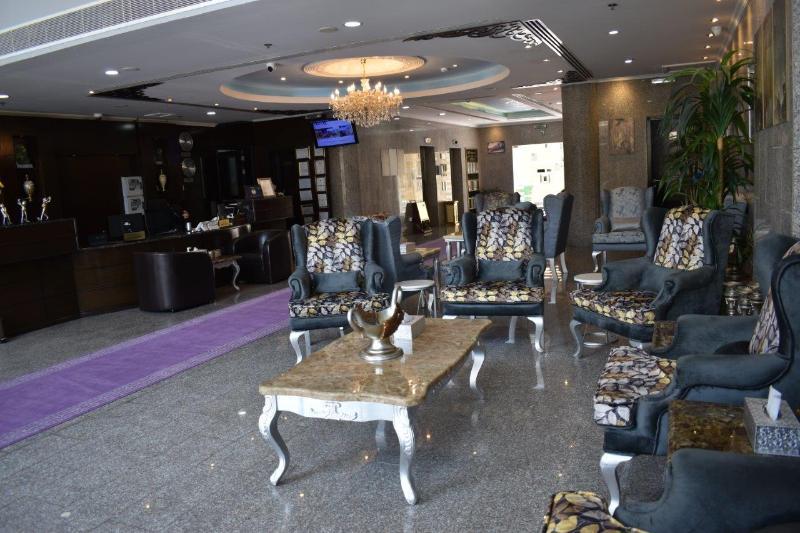 One To One Aparthotel Αλ Κομπάρ Εξωτερικό φωτογραφία