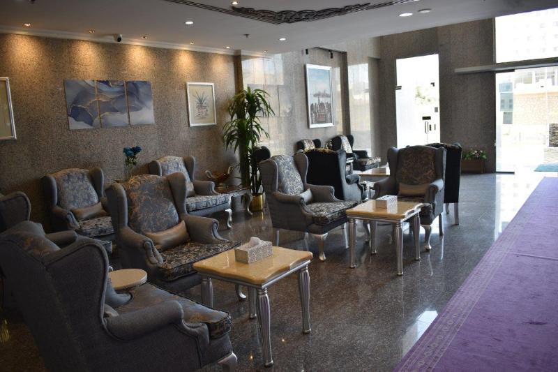 One To One Aparthotel Αλ Κομπάρ Εξωτερικό φωτογραφία